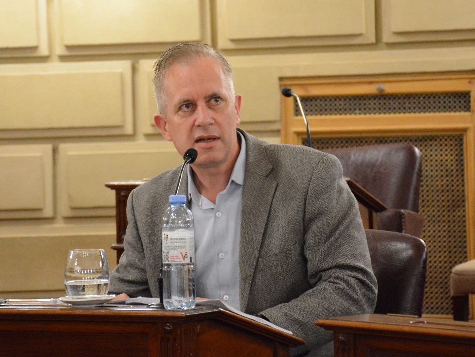 El senador provincial Miguel Rabbia en el Senado de Santa Fe