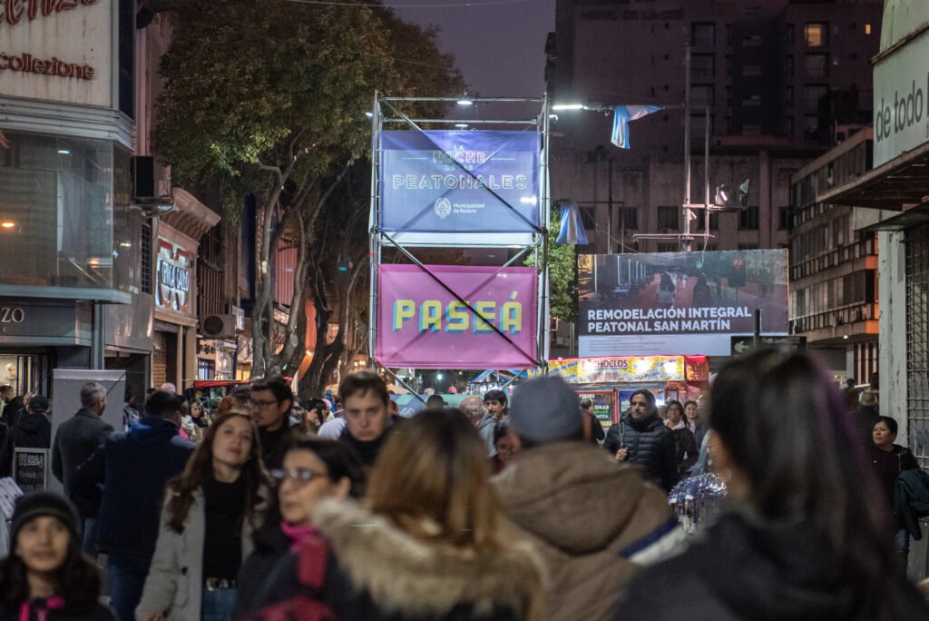 NOCHE PEATONALES