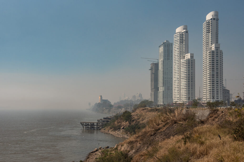 barranca dolfines humo rio