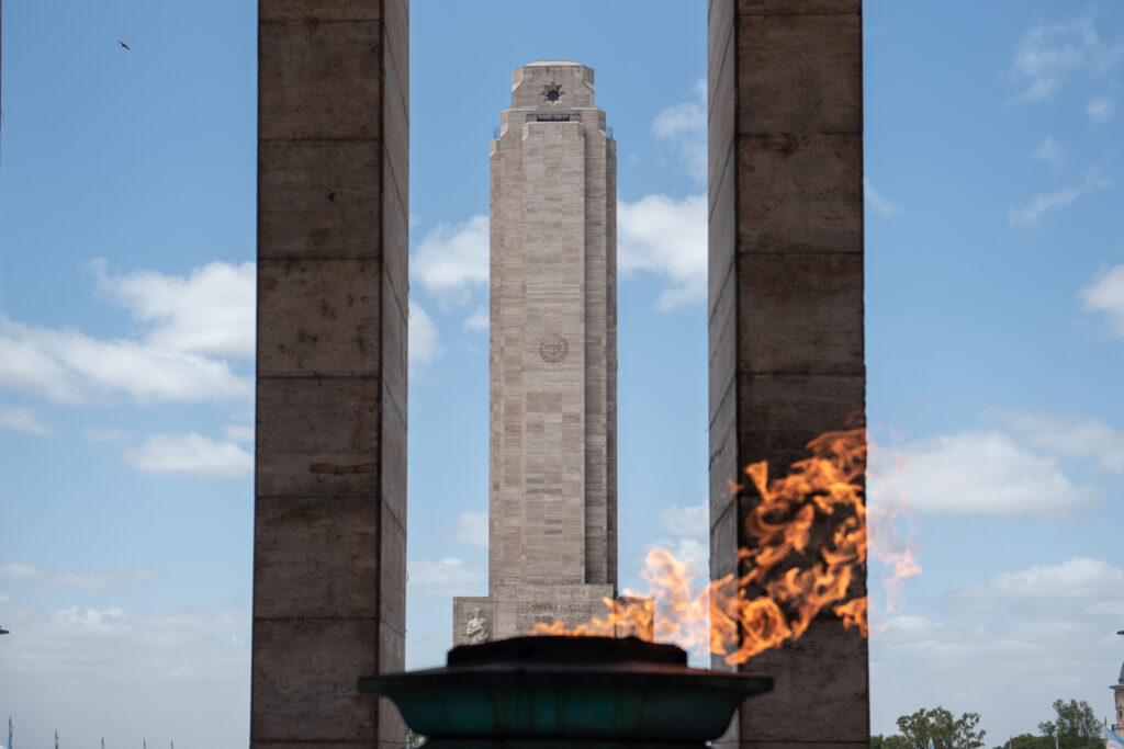 Monumento a la bandera