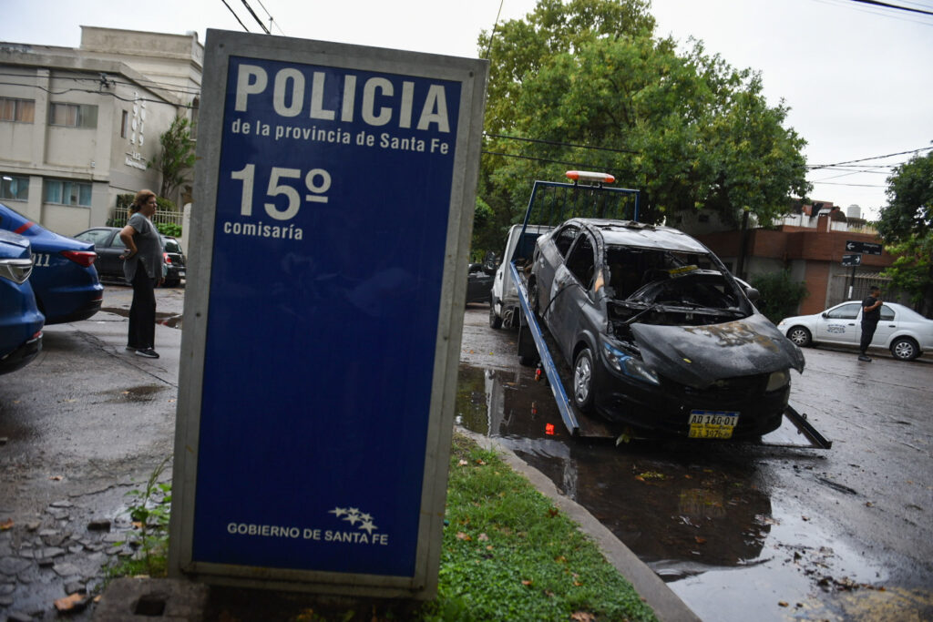 taxi incendiado