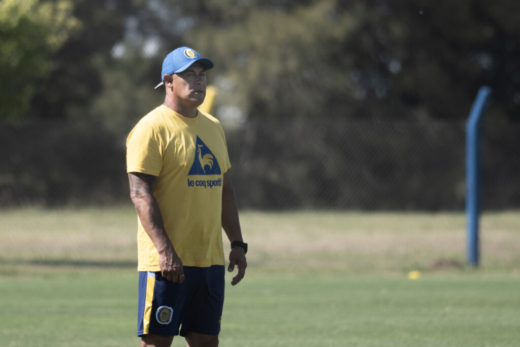 Almiron Entrenamiento Central