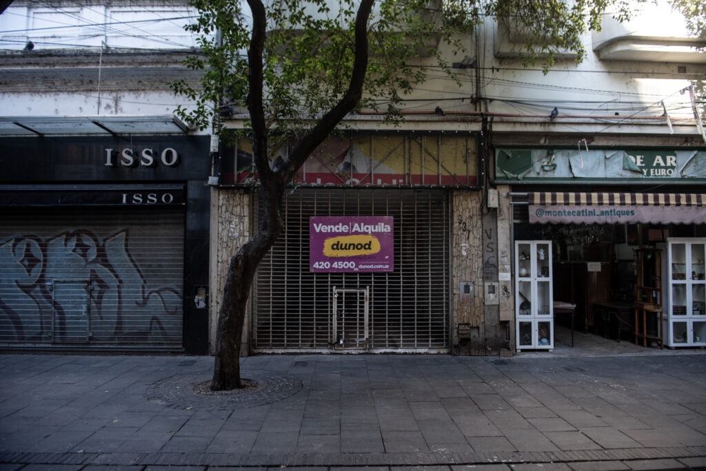 Locales vacios - alquiler - peatonal