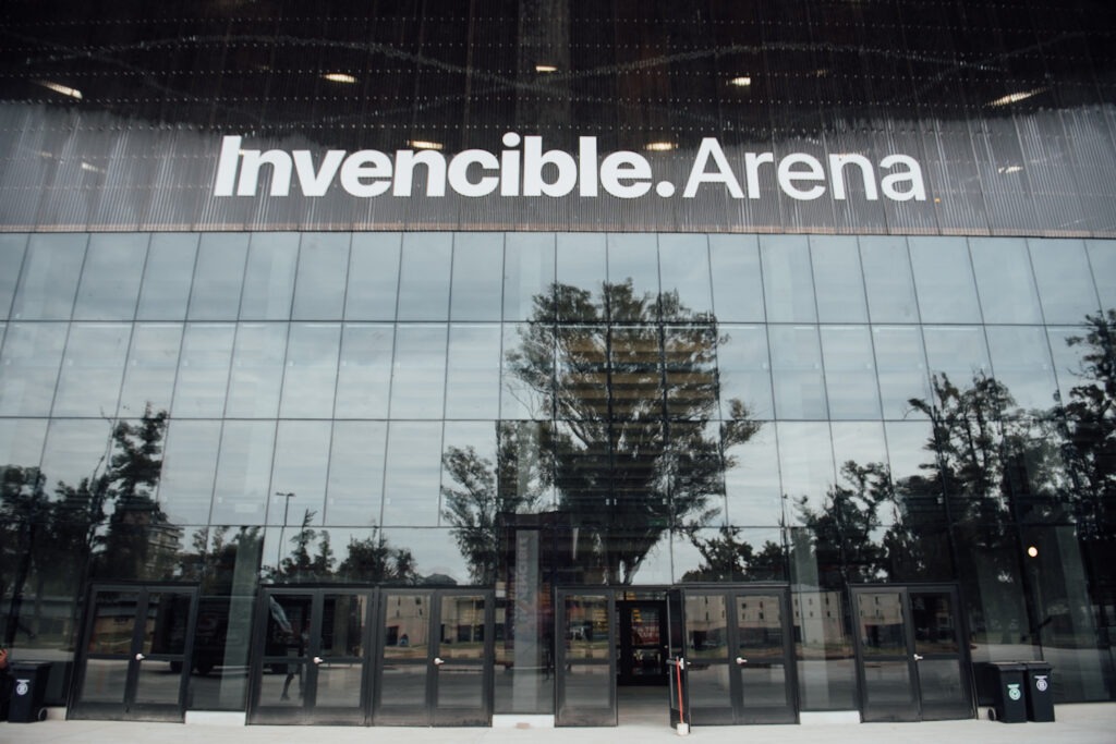 Invencible Arena