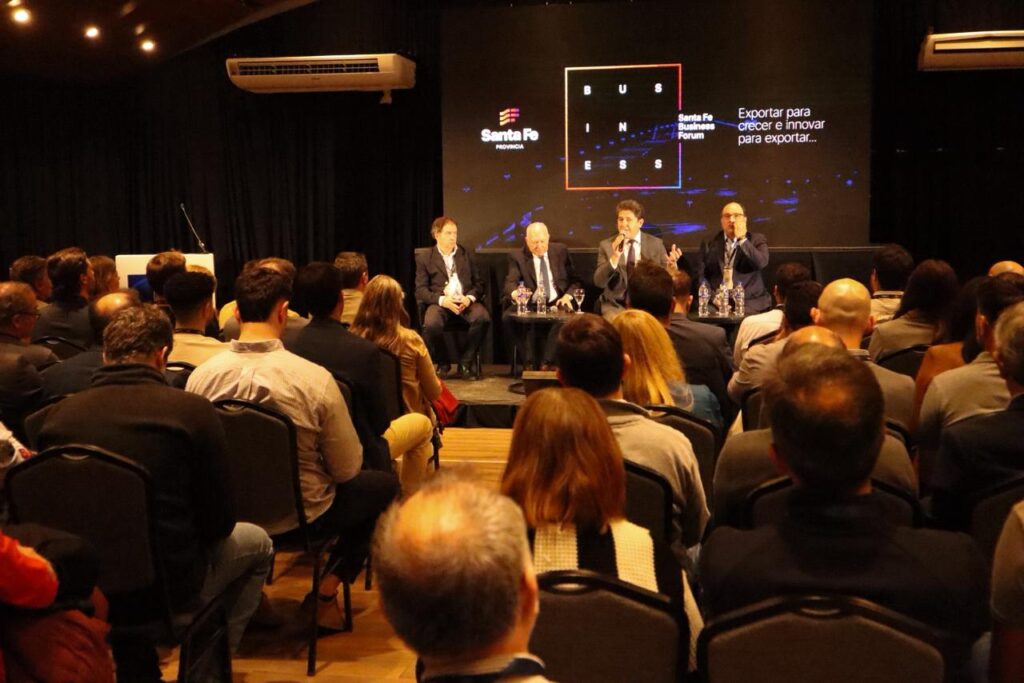 El ministro de Producción de San Juan, Gustavo Fernández, participó del Santa Fe Business Forum junto a el ministro de Desarrollo Productivo de Santa Fe Gustavo Puccini.