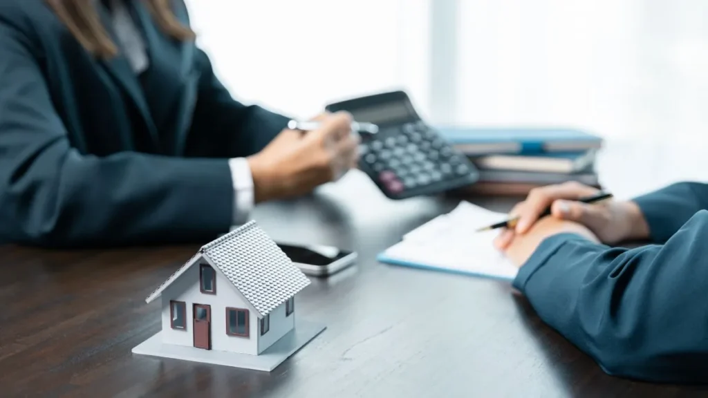 El Gobierno adjudicó los primeros $200.000 millones del programa y 13 bancos se quedaron con los fondos que deberán volcar al crédito para primera vivienda.